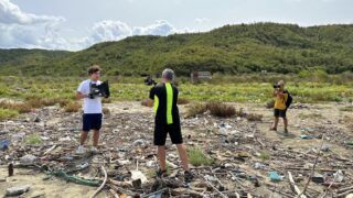 Planet Matters: Student (22) macht Müllsammeln zum viralen TikTok-Trend