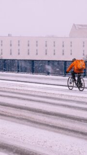 Yon Frula: Vom Essenslieferanten in Berlin zum NFT-Kunstphänomen